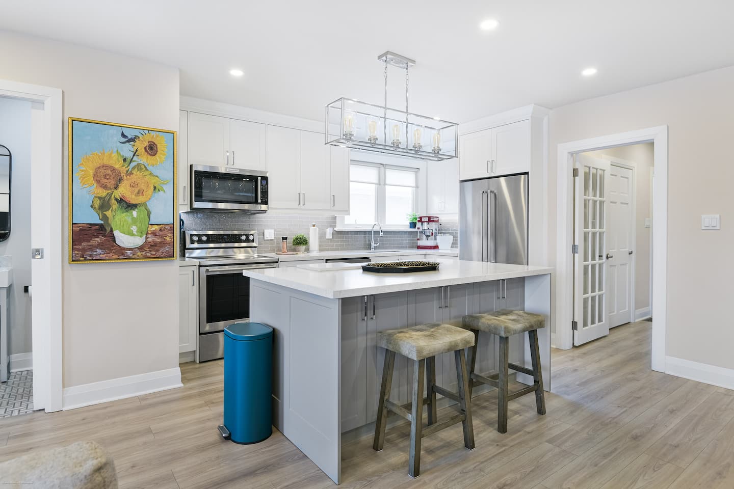 Kitchen island